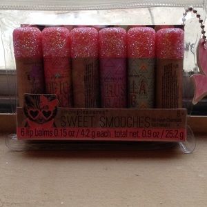 Simple Pleasures Sweet Smooches (2 used)