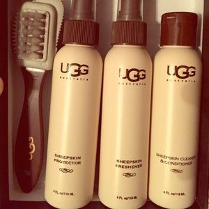 Ugg sheepskin care kit