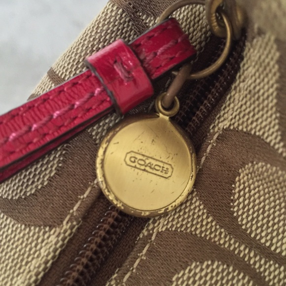 Coach Mini Y2K Signature Peyton Top Handle Pouch - Picture 3 of 4