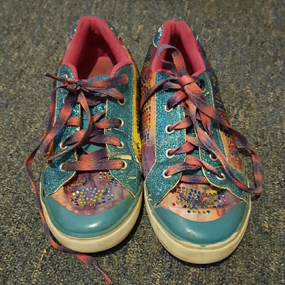 OP girls shoes