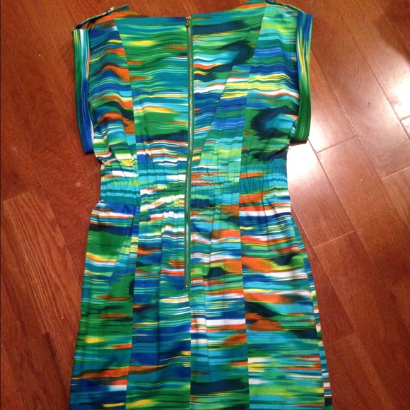 Dress - Picture 2 of 2