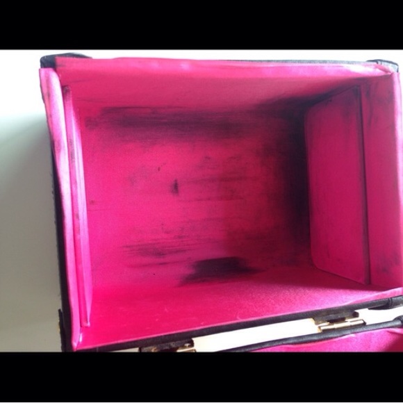 very cute victoria secret box - Picture 4 of 4