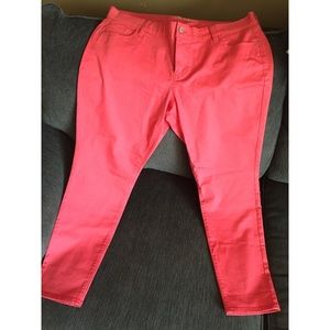 Old navy 'Rockstar' pants