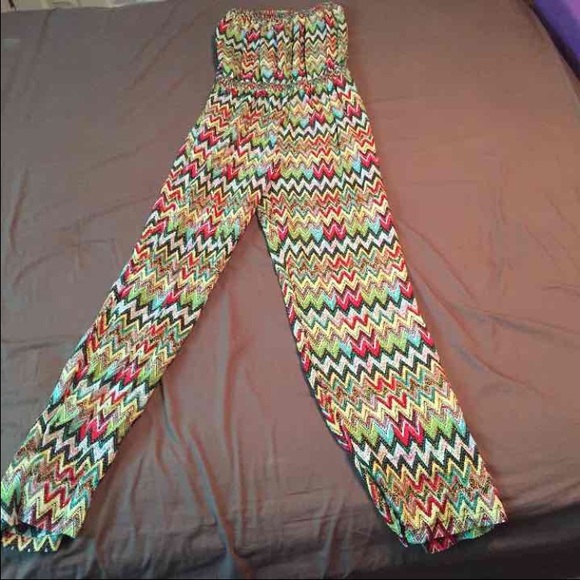 Jumper - Picture 2 of 2