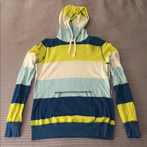 Nike long sleeve top