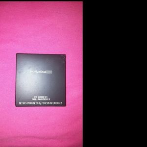 MAC purple times nine palette