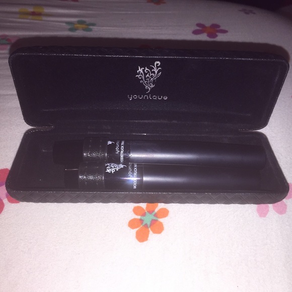 YOUNIQUE 3D Fiber Lash Mascara