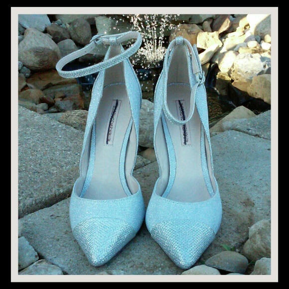 🔻PRICE DROP...🌟HP..Silver Sparkle Heels - Picture 2 of 4