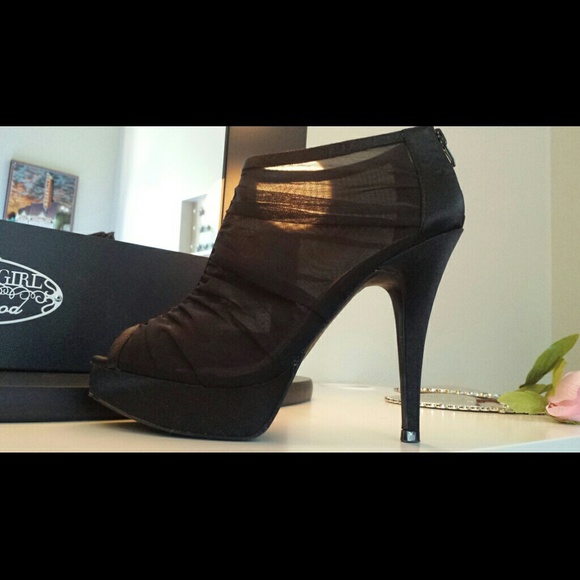 Chinese Laundry Mesh Heels