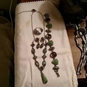 Lia sophia jewelry set