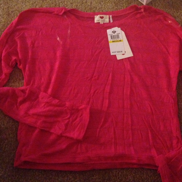 Hot pink crop top!