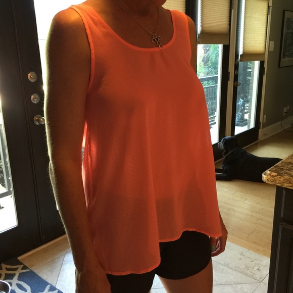 Hot Pink Bow shirt - Picture 2 of 3