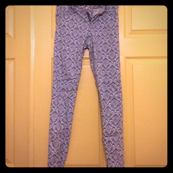 Paisley print skinny jeans