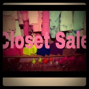 Everything must go 🎀👚👗👖👠🎒💄👛!!! Big sale