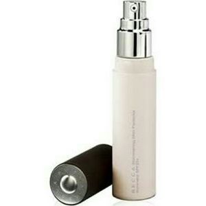 Becca Shimmer skin perfector in PEARL