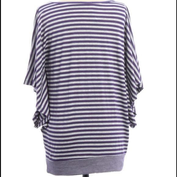 🎀Soft & Cozy Nordstrom Red Haute Butterfly Top🎀 - Picture 3 of 4