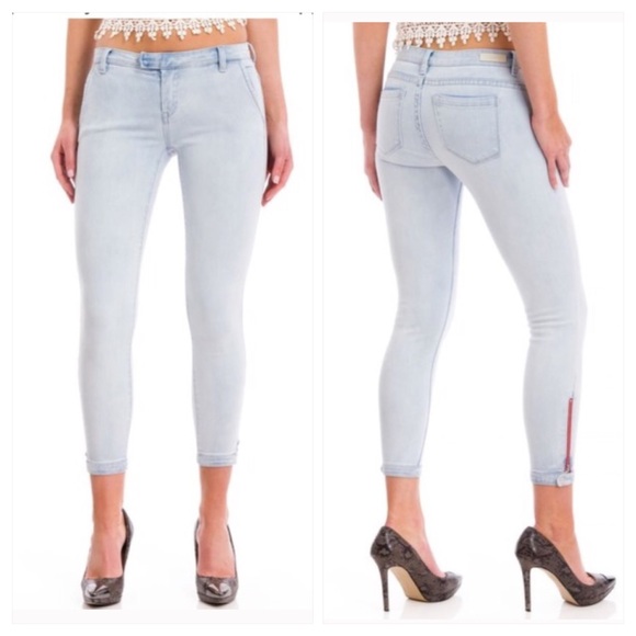 UO Skinny Crop Jeans with Ankle Zipper