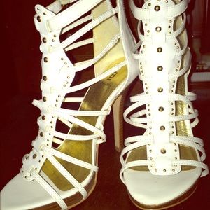 New 5 1/2 Bakers shoes - style name Natalie