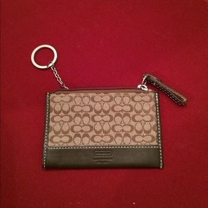 Authentic Coach credit card wallet with key chain