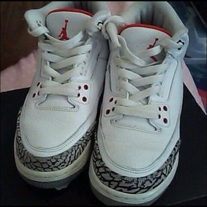 white cement threes