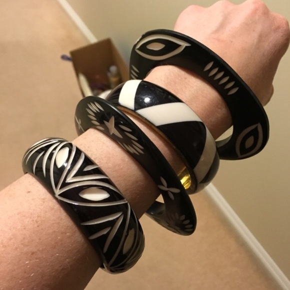 Accessories - Black and white bangles $2 each🇺🇸💕