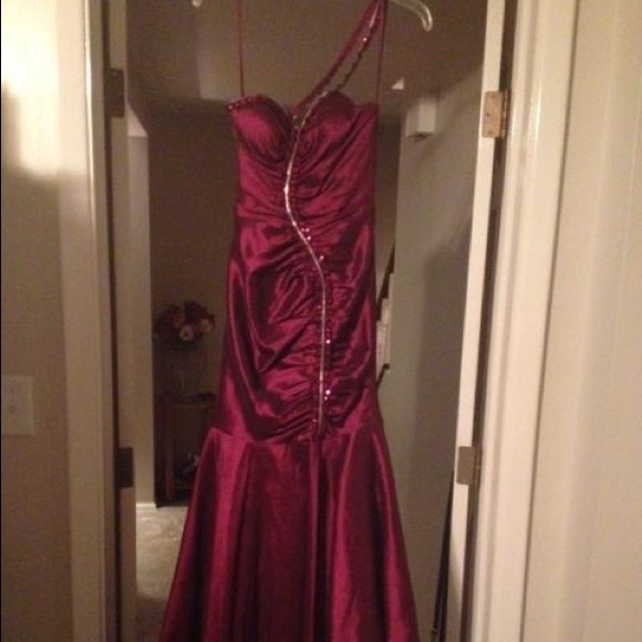 Unique prom gown
