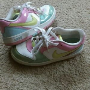 Nike shoes