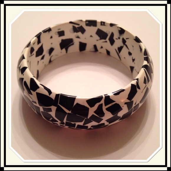 Jewelry - Black and White Cuff Bracelet