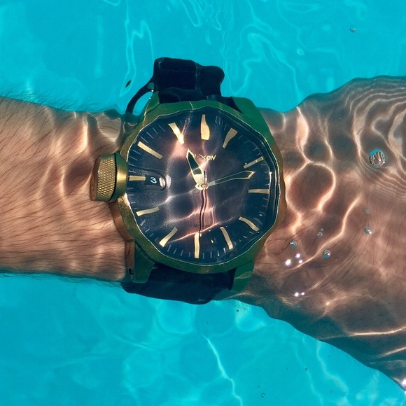 Men's Nixon chronicle watch - Picture 3 of 3