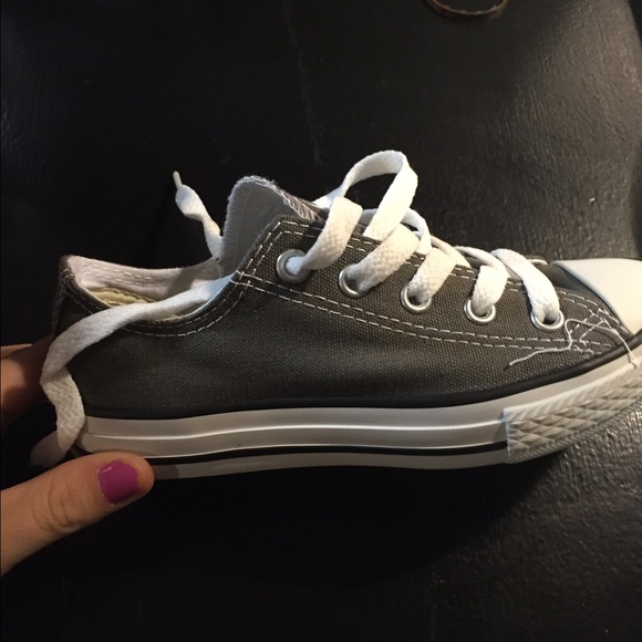Boys gray Converse