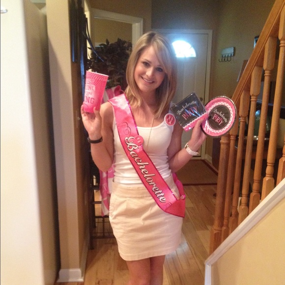 MEET THE SELLER!! - Picture 3 of 3