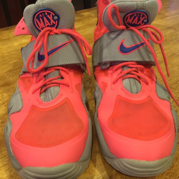 Men's Neon Nike Air Max 2