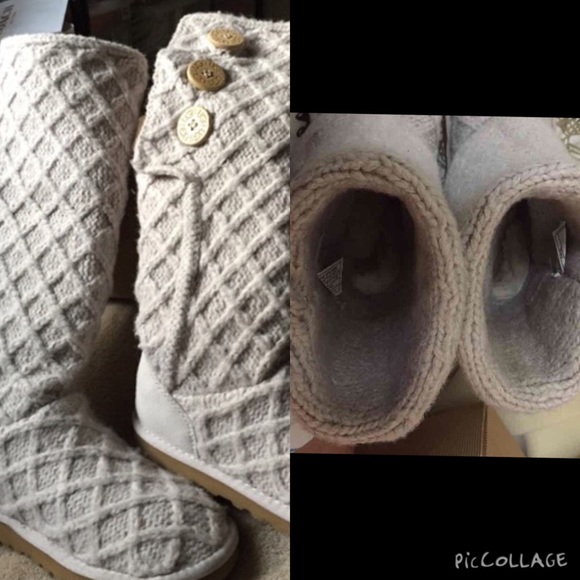 Ugg Australia 🎉🎉HOST PICK🎉🎉 - Picture 4 of 4