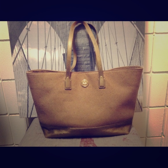 Tory Burch Canvas Tote (AUTHENTIC)