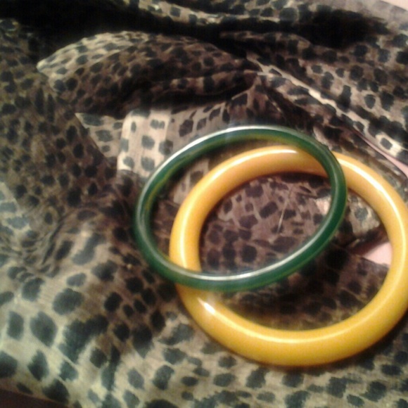 Two glass bracelet