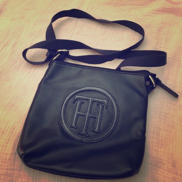 Tommy Hilfiger crossbody bag