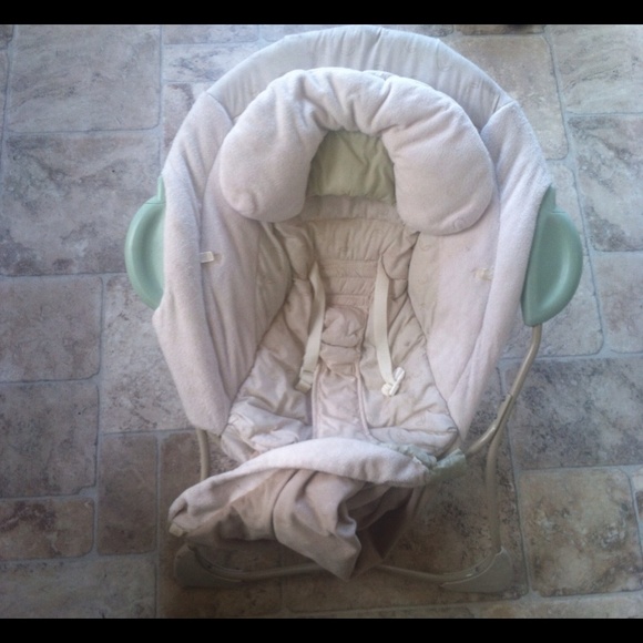 Neutral newborn seat - Picture 2 of 2
