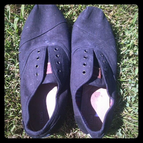 Dark Grey Toms M12 Like New