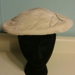 Vintage white sundays best hat