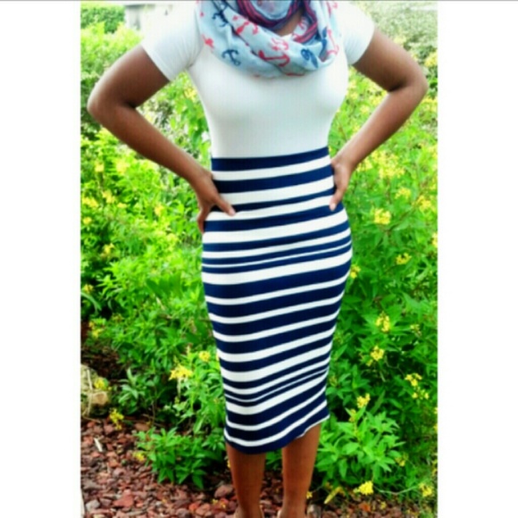 Reserved for @iartze Navy and White Bodycon