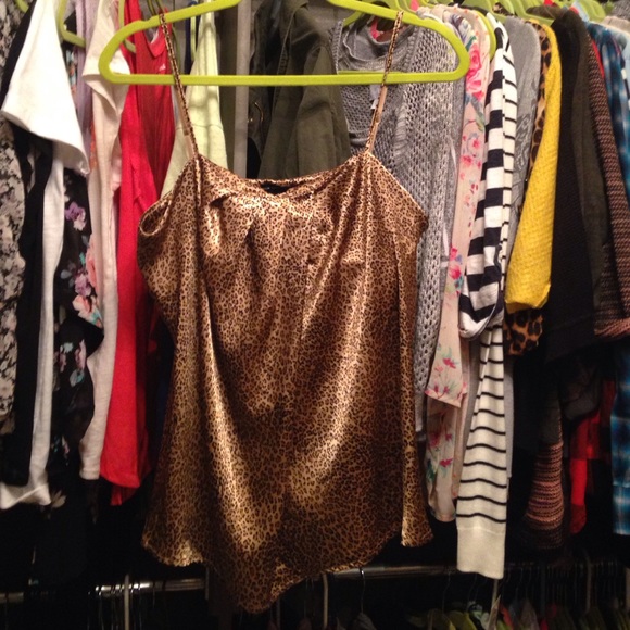 New York and Company tank