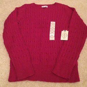New with tags pink JCP sweater!