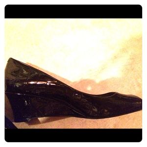 Bandolino shoes never worn