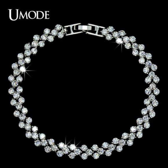 Crystal paved bracelet - Picture 3 of 4