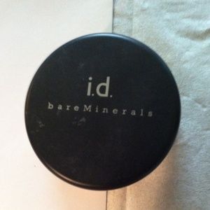 Bare Minerals Foundation Light