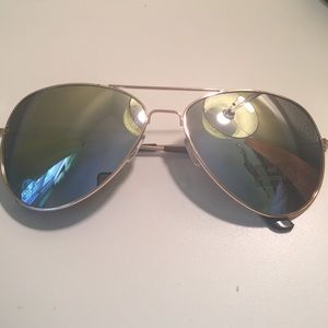 Gold aviators