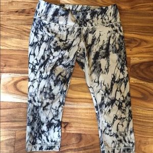 Lululemon crop 10