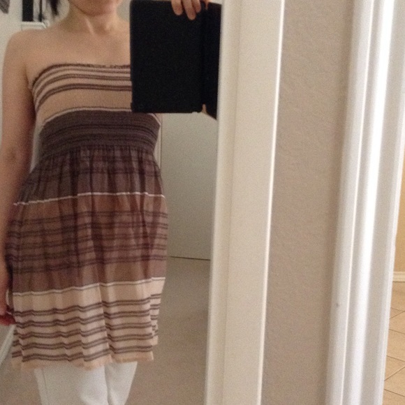 BCBGMAXAZRIA top size xs - Picture 2 of 4