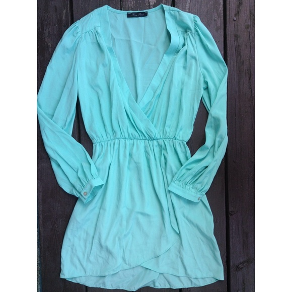 Mint Long-Sleeved Dress