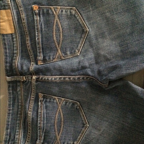 Abercrombie capris - Picture 3 of 3
